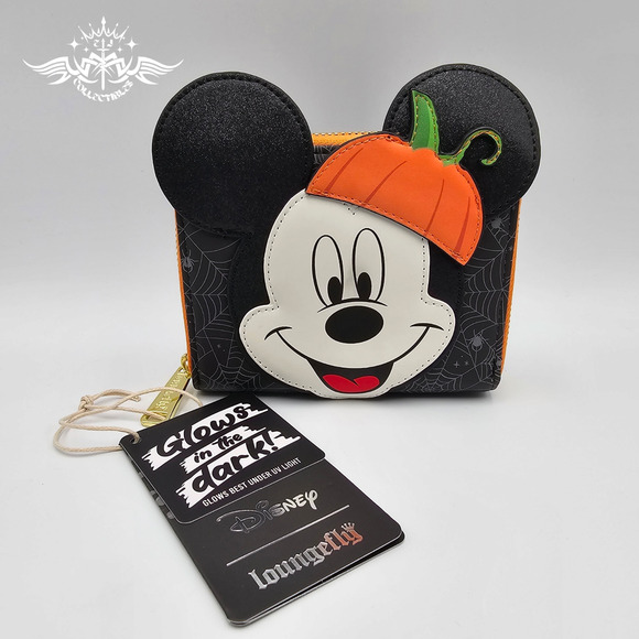 Loungefly Disney Mickey Mouse Pumpkin Zip Around Wallet New - Picture 3 of 4